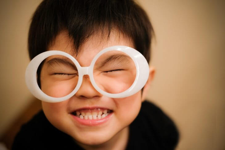 子供が抱っこと言って手も洗えない