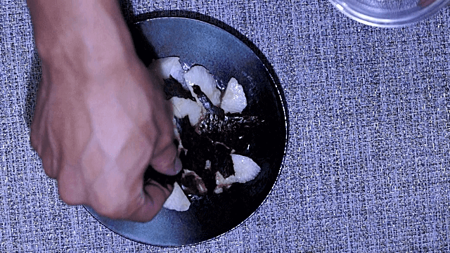 焼きのりをかける